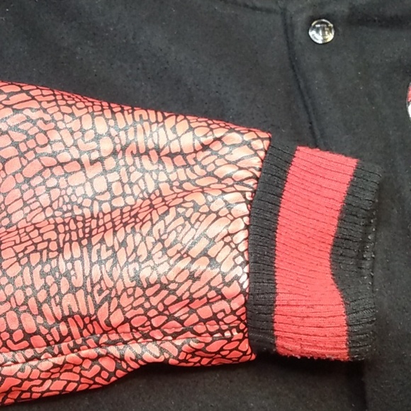 JH Design Reversible Chicago Bulls Bomber Jacket size XLarge/CHECK EVERYTHING!!‎ - Picture 11 of 17